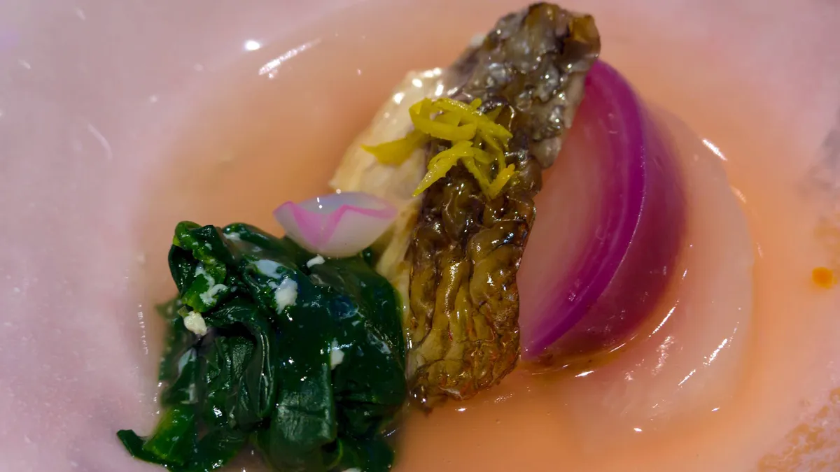 創造の苦しみと希望の光 ―異世界ものが映す日本社会の未来―のイメージ